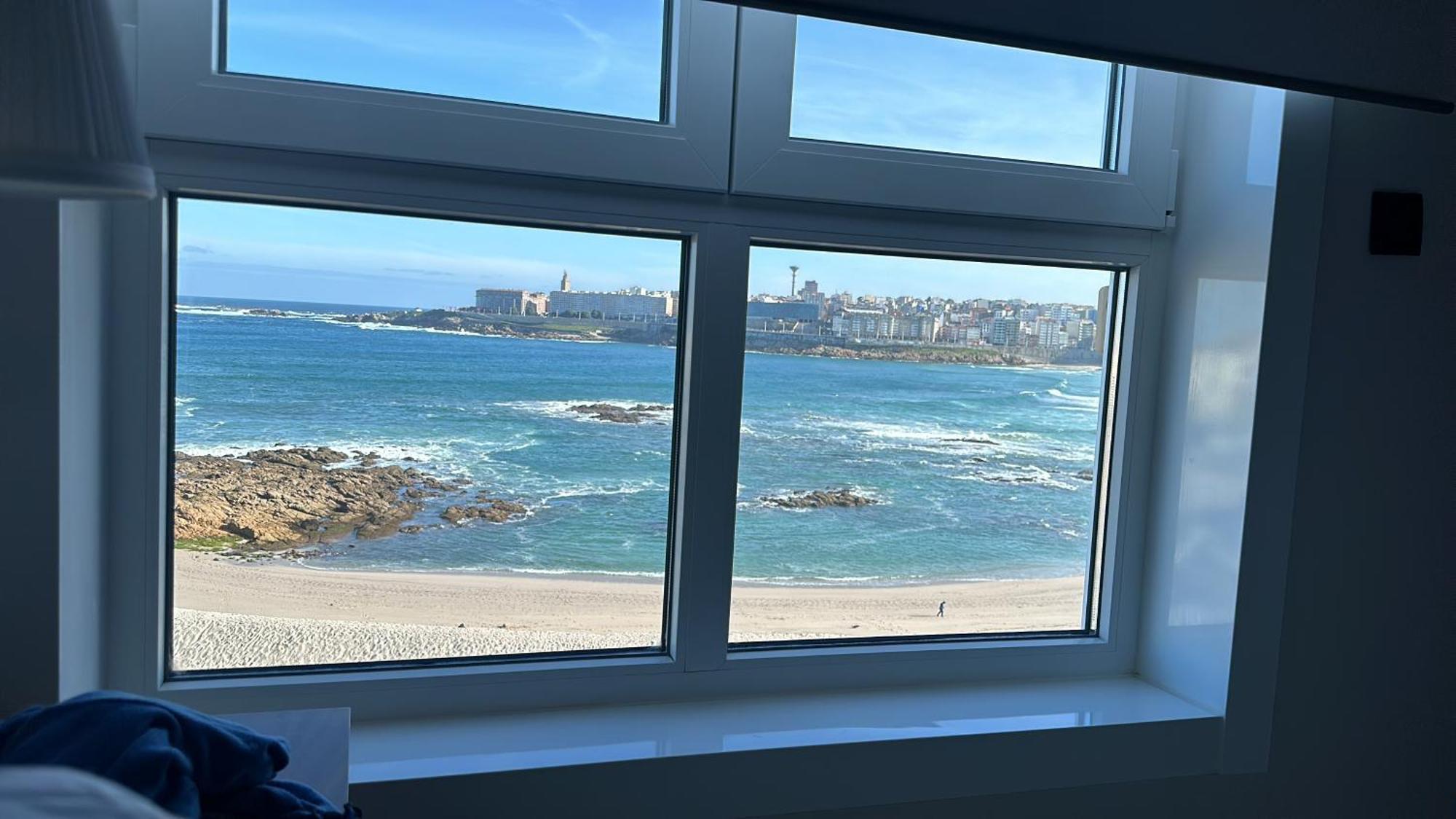 Ferienwohnung Piso Con Vistas A La Playa De Riazor A Coruña Exterior foto